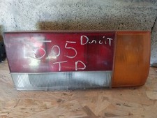 Feu arrière droit Peugeot 505