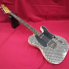 Guitare électrique FENDER