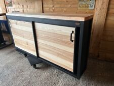 Buffet  industriel sur mesure en bois et métal 2 portes coulissantes