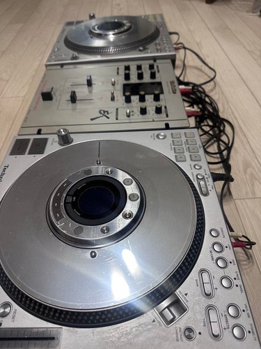 Technics dz1200 dj decks - 2x,