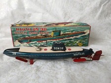 Jouet ancien sous-marin