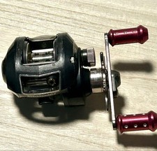 Moulinet d'appât gauche Abu Garcia Revo SX