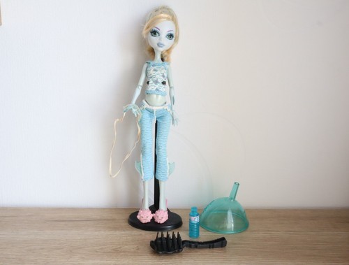 Monster high lagoona blue dead
