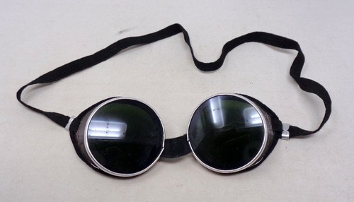Tres ancienne lunettes - ancienne, moto