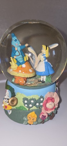 Alice wonderland i - alice, in