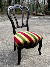 Chaise chauffeuse N III  en bon état .