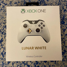 Manette Xbox One, Modèle