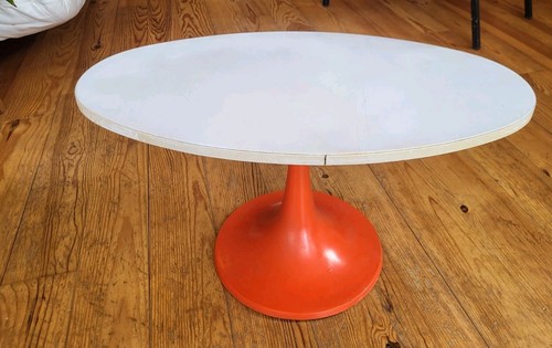 Table basse ovale vintage