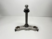 TE DE FOURCHE INFÉRIEUR SUZUKI GSF 600 BANDIT 2000-2004