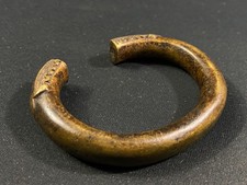 Bracelet torque en bronze à