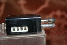 ancien petit compteur de tour BEM pour machine outil ,boite d'origine