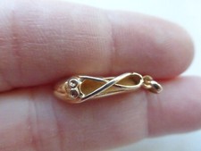 pendentif chausson de