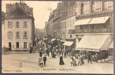 CPA : CHERBOURG - La rue du