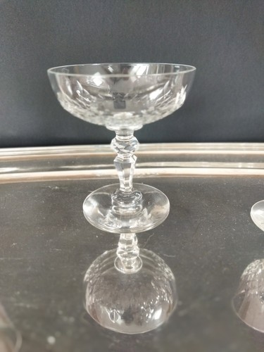 Coupe champagne à pied - champagne,
