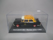 LE6110 IXO ALTAYA Voiture 1/43 Peugeot 404 Buenos Aires 1965 Taxis du Monde 14