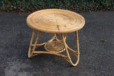 Table basse ronde en rotin
