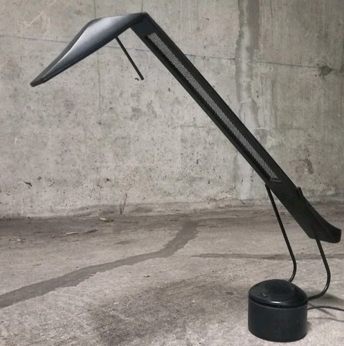 Lampe post moderniste dlg - lampe, post-moderniste