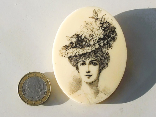 Belle broche ancienne - belle,
