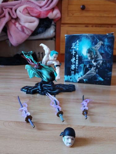 Figurine one piece - figurine,