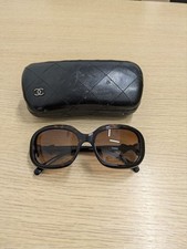Lunettes de soleil CHANEL
