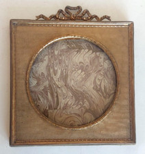 Ancien Cadre Photo Laiton et Tissus  Louis XVI Antique Picture Frame