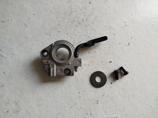 POMPE A HUILE      POUR TRONCONNEUSE ECHO   CS 3400