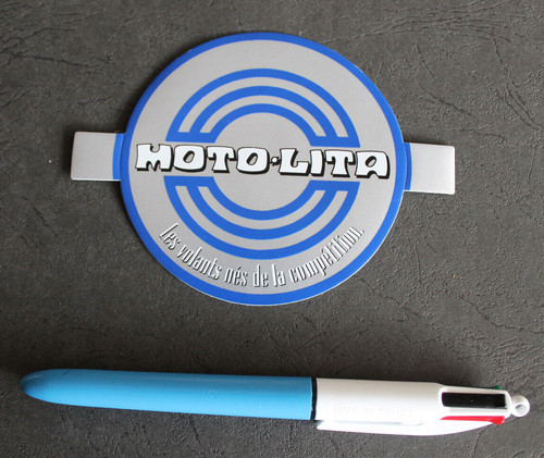 Autocollant sticker - sticker,