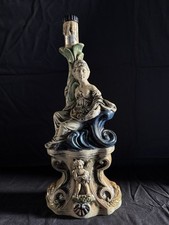 Ancienne bouteille en barbotine liqueur Garnier