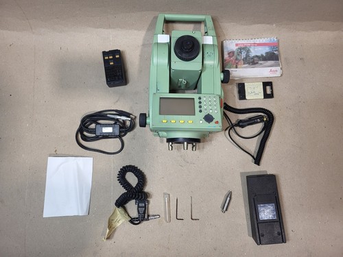 Gently used leica tcr803 - used,