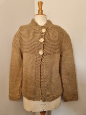 GILET CARDIGAN TRICOTÉ MAIN