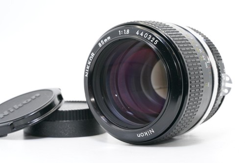 Near mint nikon - mint],
