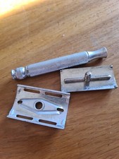 Ancien rasoir mécanique GILLETTE made in England état correct 