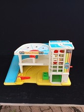 Ancien Garage Fisher - Price "