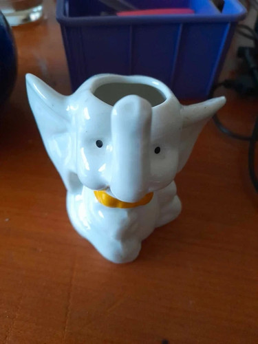 Porte cure dent éléphant - , en