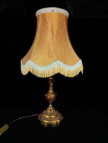 Grande lampe poser ancienne - grande,