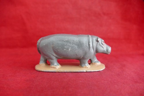 Quiralu hippopotame zoo cirque - quiralu,