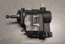 MOTEUR DE REGLAGE PHARE AVANT   RENAULT REF 7700420737