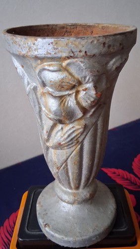 Ancien vase cornet - cornet, decor