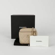 CHANEL Mini Vanity AP2624