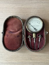 Manomètre de contrôle ancien