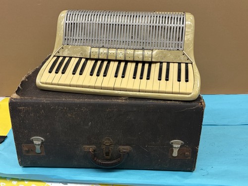Antique vintage stradella maga - vintage,