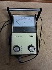 2 PH-METRES WPA SCIENTIFIC INSTRUMENT TYPE C12 DONT 1 AVEC SONDE NON TESTES