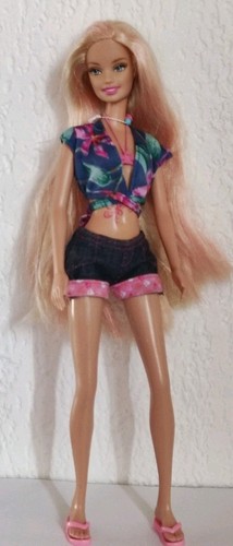 Poupée barbie avec vêtements - barbie,