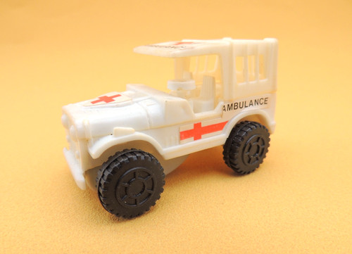 Kinder maxi ambulance - ambulance, 4x4