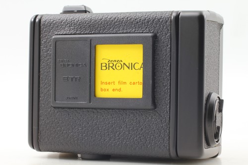 Presque comme neuf - +, ]