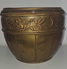 ?Grand  Cache-pot vintage en cuivre repoussé – Frise décor floral