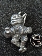 Pin's Pins Pin Enamel Cla1