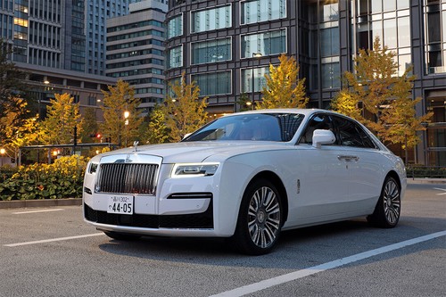 Rolls royce ghostin front - rolls-royce,
