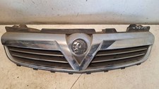 Opel Zafira B 2008 Grille