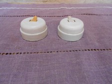 2  Interrupteurs RETRO Anciens plastique et en porcelaine blanche